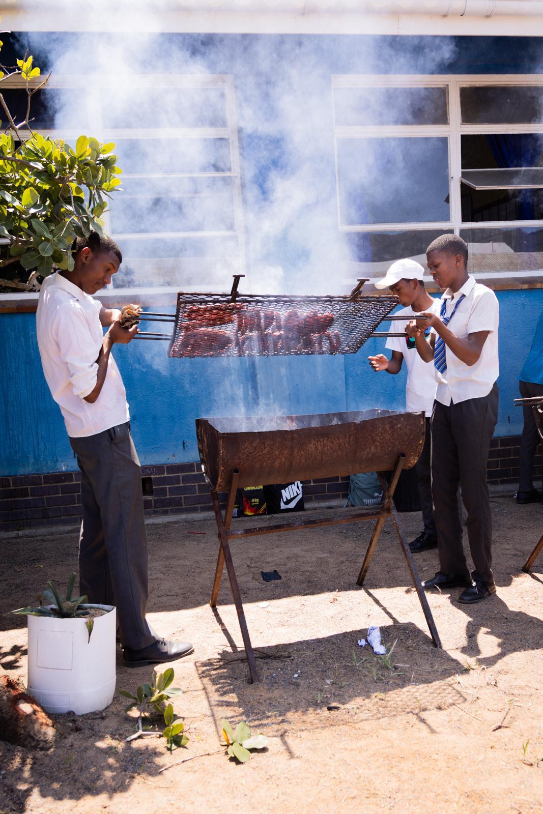 Students preparing food together